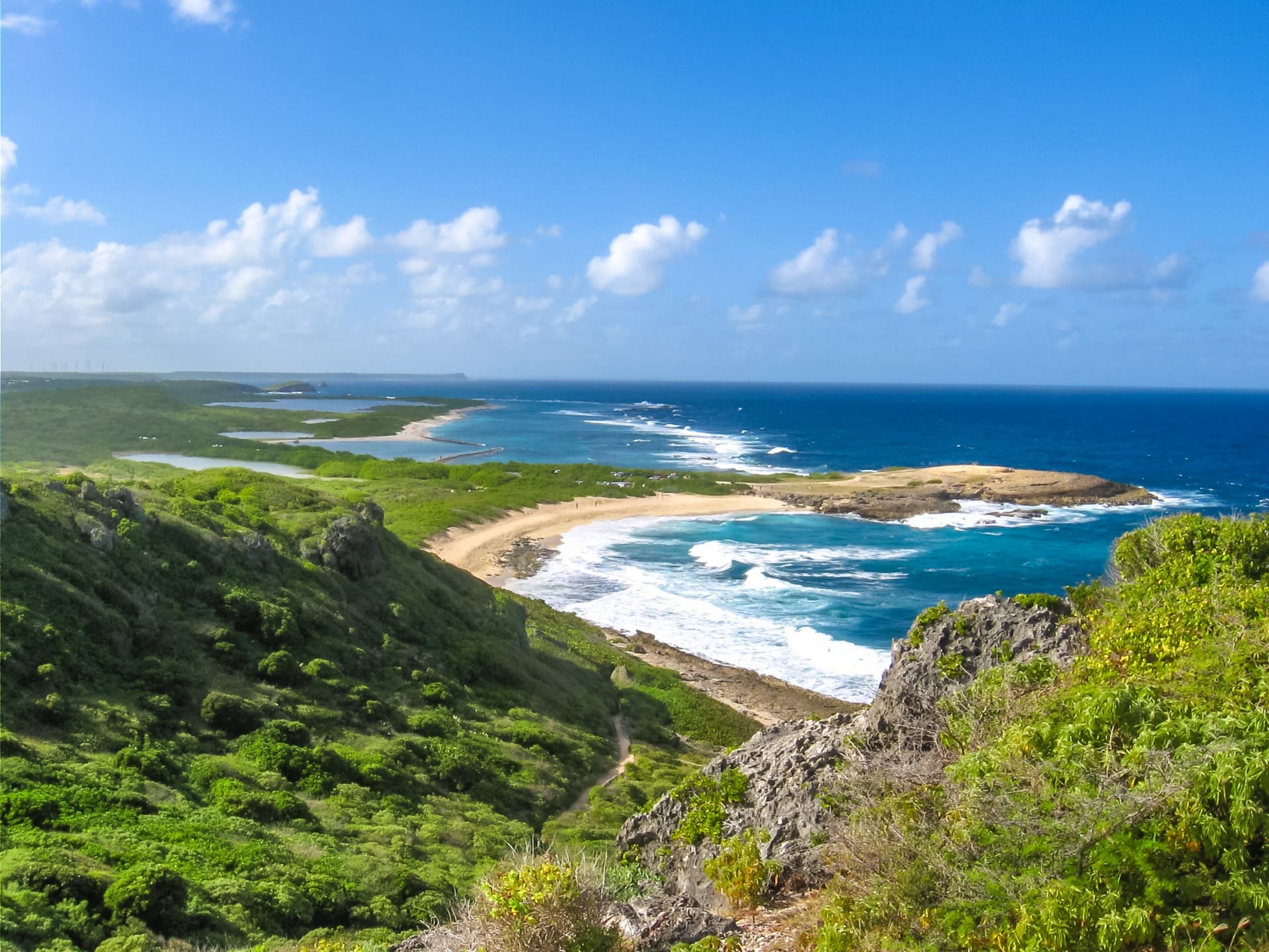 grande terre guadeloupe iles shutterstock 608166152