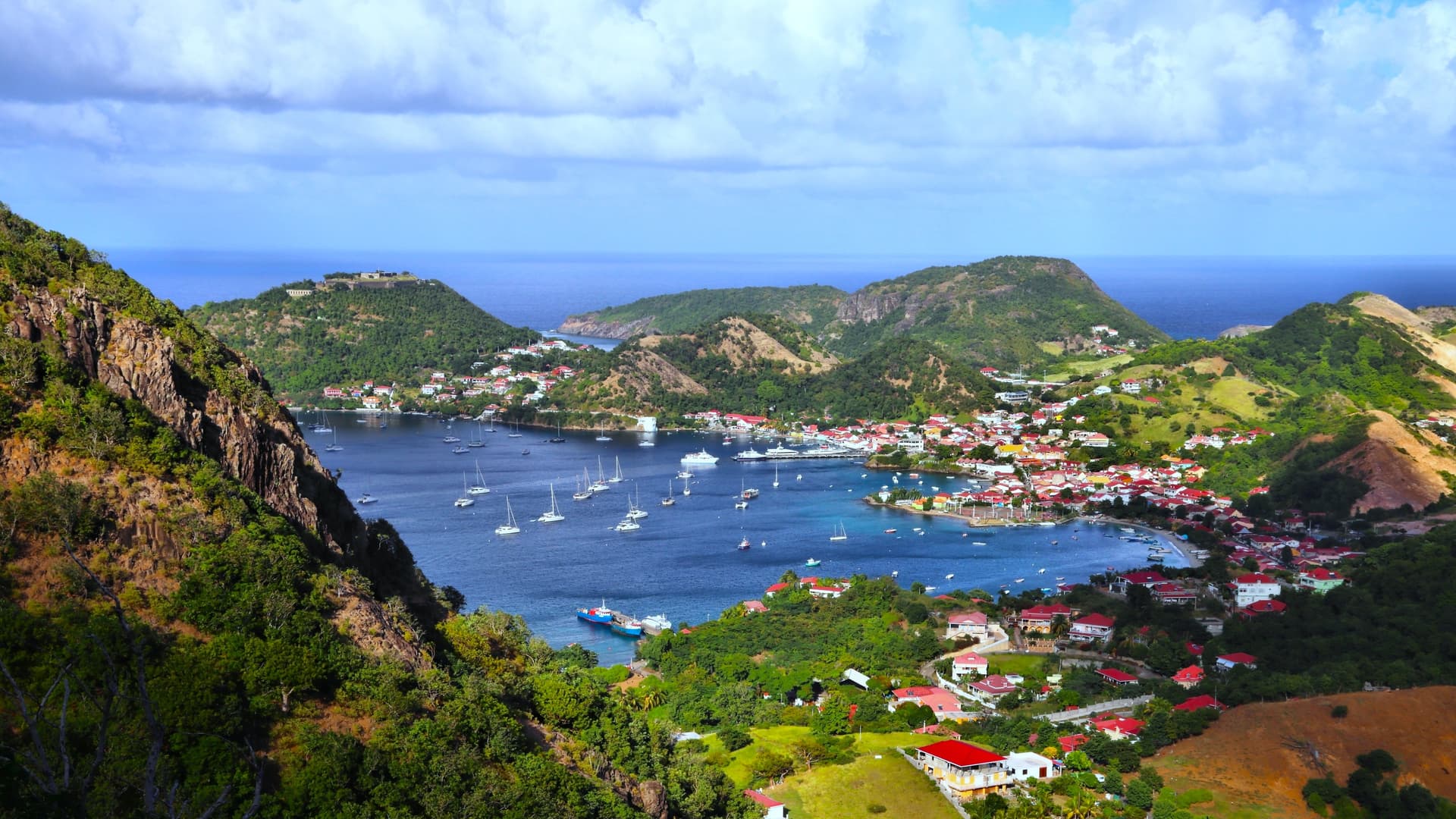 Les Saintes